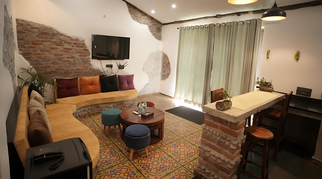 roomdetail